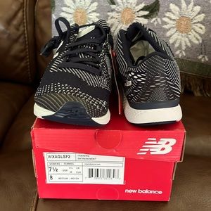 NIB. New Balance shoes size 7 1/2  Navy Blue